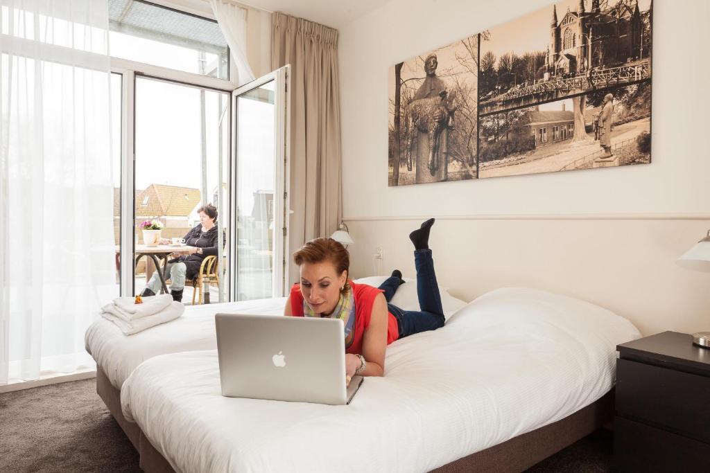Hotel Stad En Land 알크마르 객실 사진