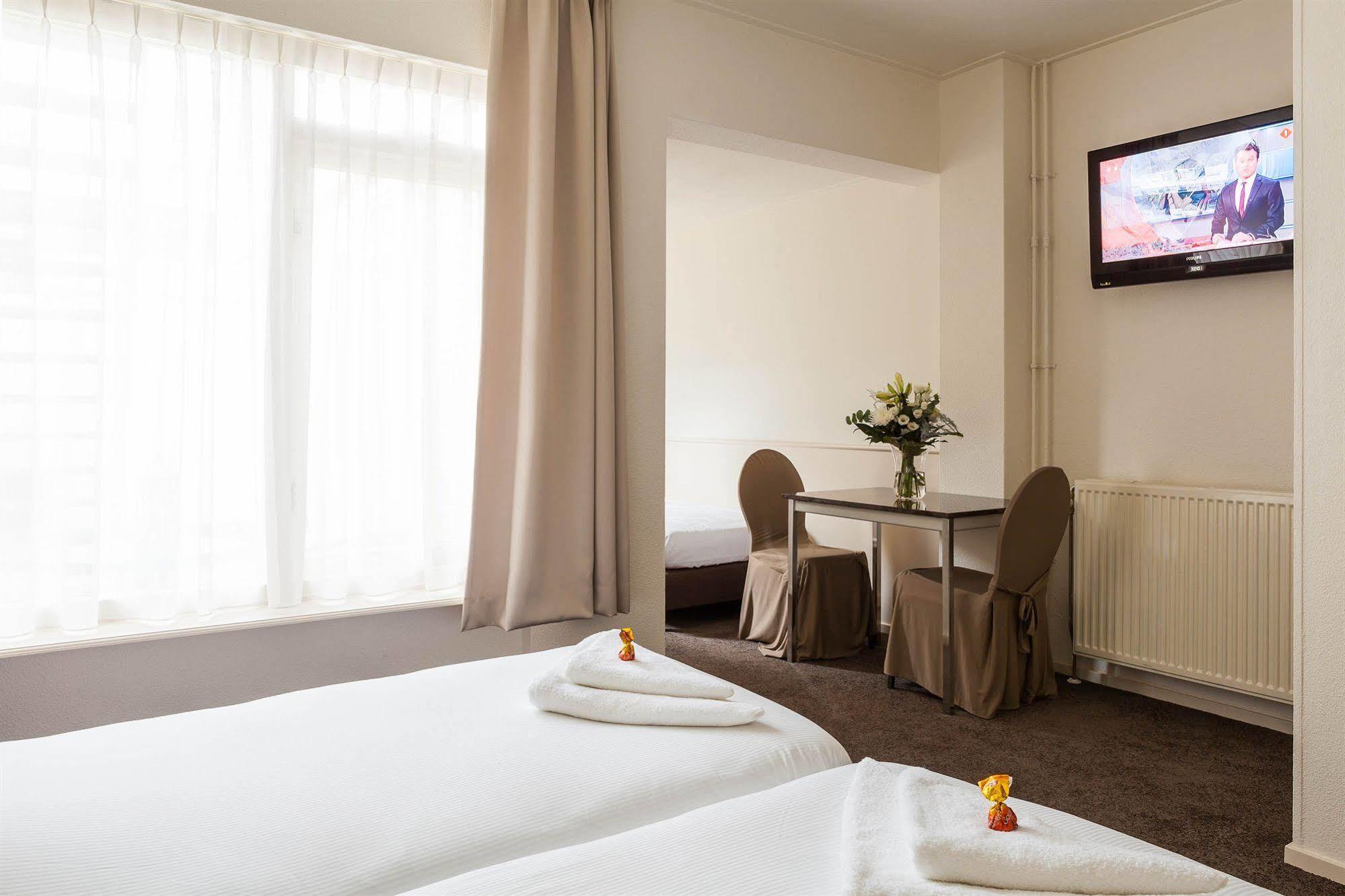 Hotel Stad En Land 알크마르 외부 사진
